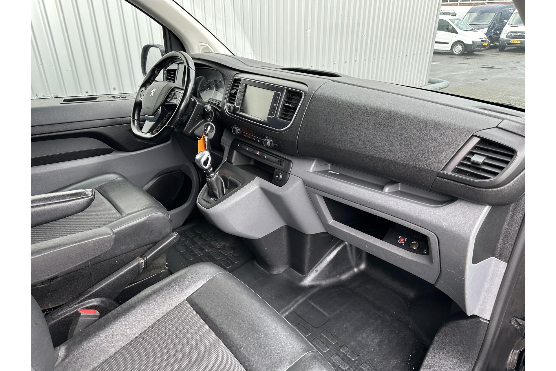 Peugeot Expert 231L 2.0 BlueHDI 120 Premium Pack*NAVI*A/C*HAAK*